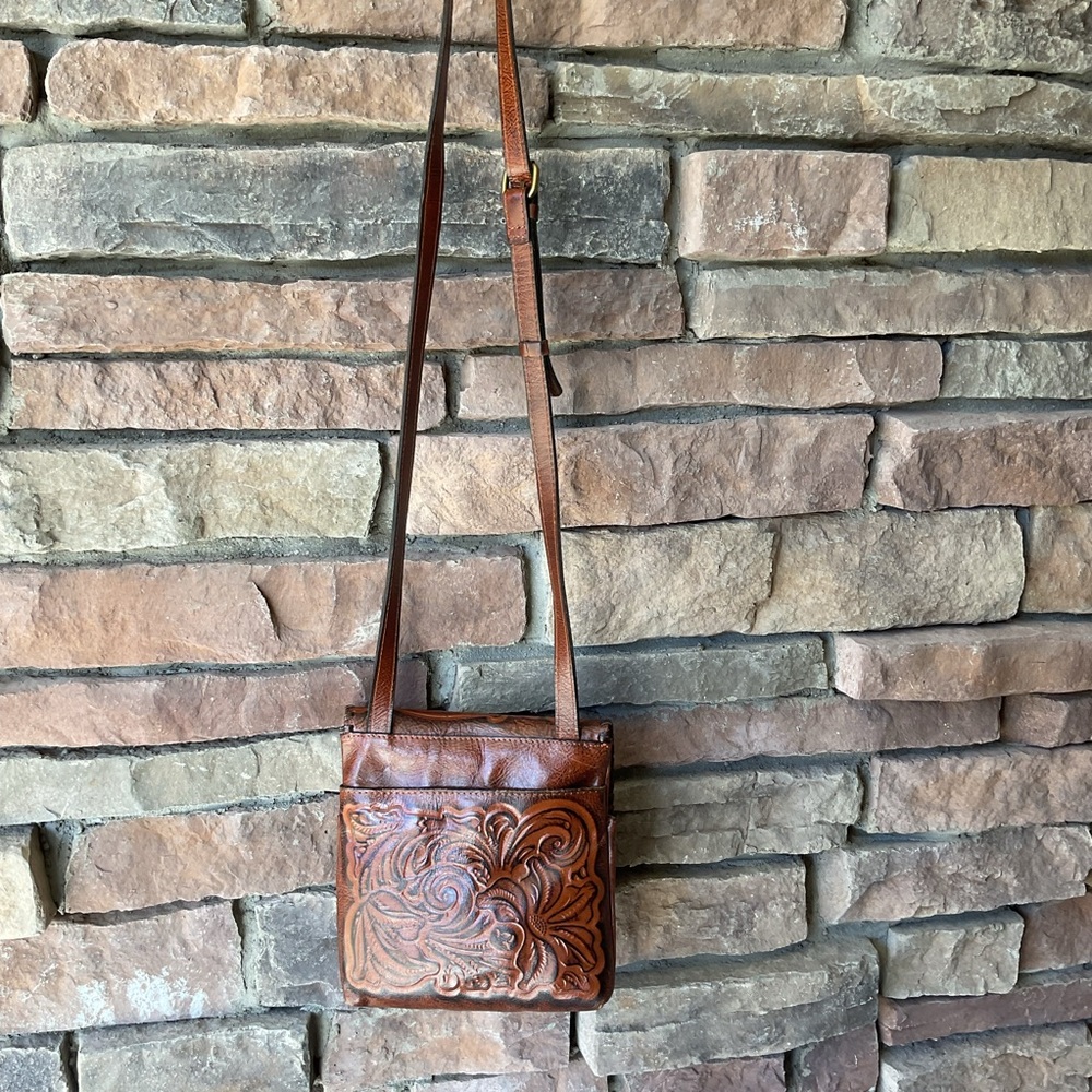 Patricia Nash Tooled Brown Leather Crossbody - Picture 2 of 12